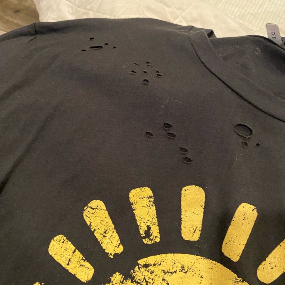 Zutter Oversized Distressed Tee - Picture 5 of 7
